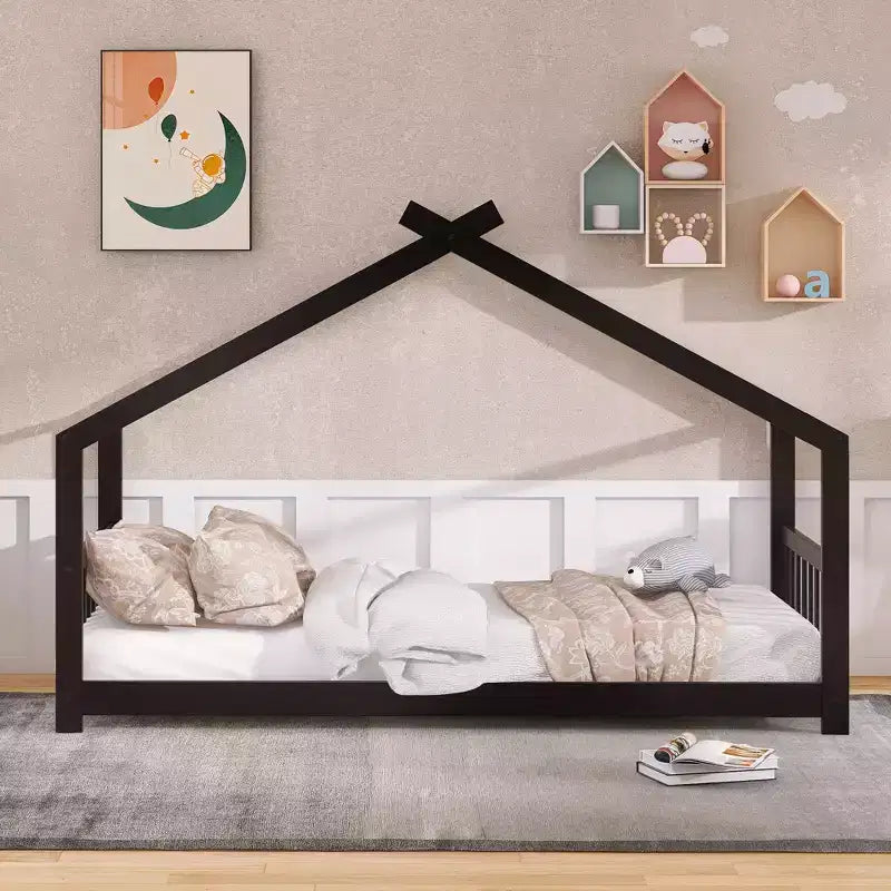 CLIHOME Lettino a forma di casetta per bambini in legno di pino con recinzione, modello Twin Size