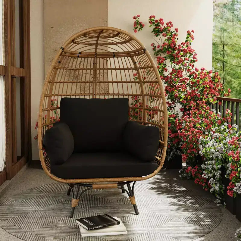 Poltrona a uovo girevole a 360° extra large - Poltrona lounge a forma di uovo in rattan girevole da esterno con struttura in acciaio e 4 cuscini per patio, soggiorno e altro ancora